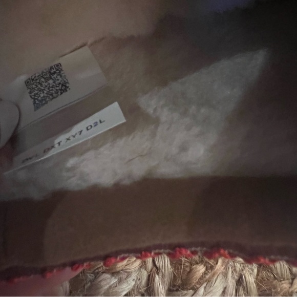 NWT UGG Tazz Slippers Chestnut Size Big Kids Y5/Women’s 7 - Picture 12 of 16